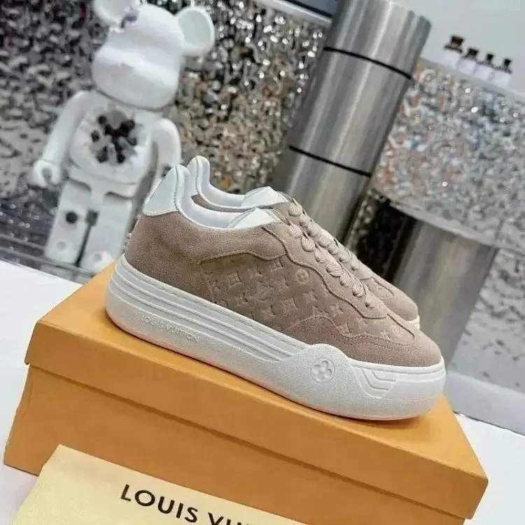 Louis Vuitton Sneakers 2