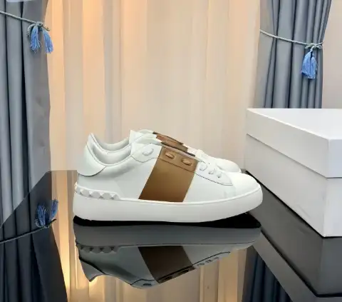 Valentino Rockstud Sneakers 6