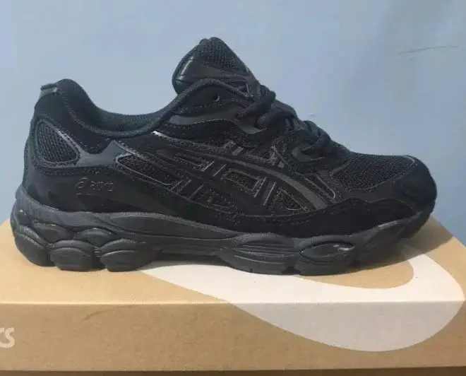 Asics GEL-NYC 2
