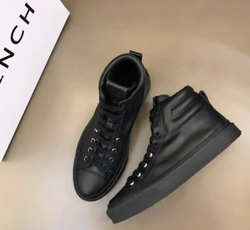 Givenchy Sneakers 5