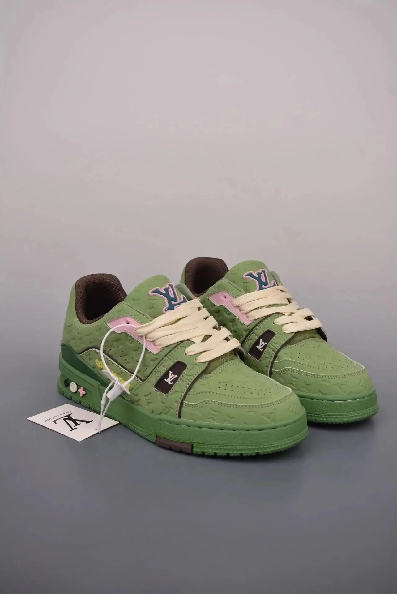 Louis Vuitton trainer(20+style 2