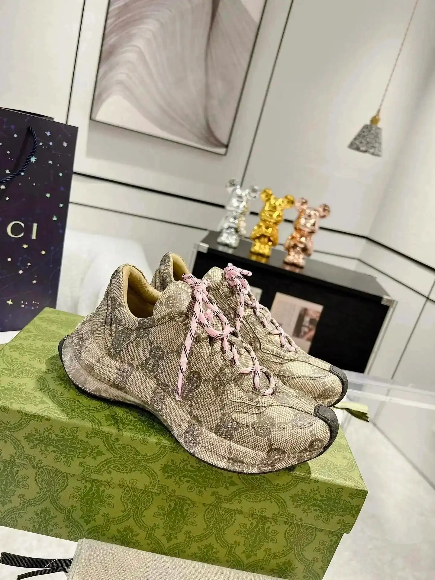 Gucci Chunky Sneakers [38 styles] 3
